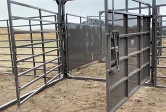 Titan Bison Tub