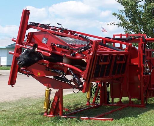 Titan Cattle Care Hyd Chute