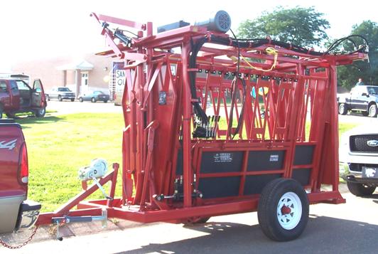 Titan Cattle Care Hyd Chute