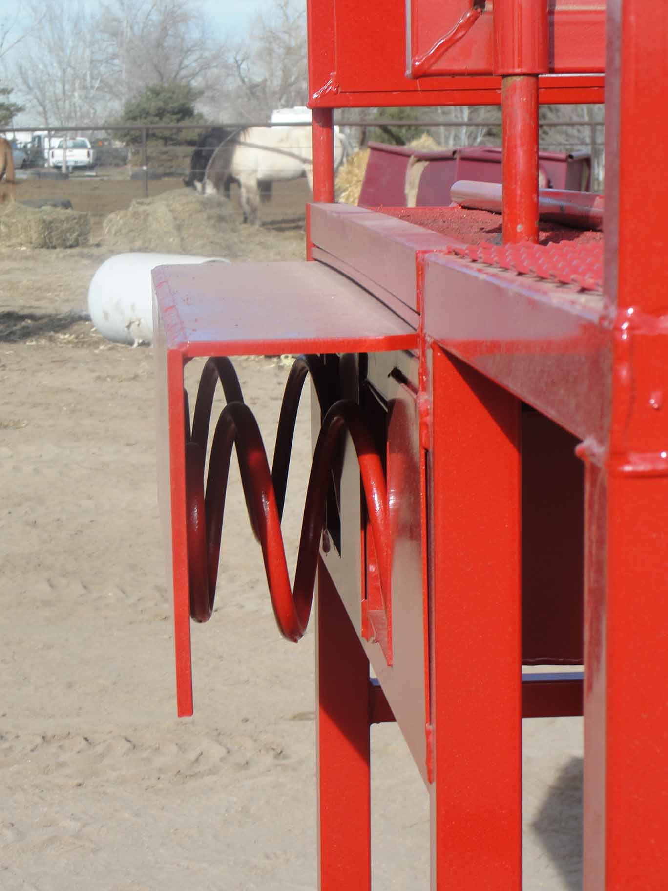 Titan 14' Stationary Loading Chute For Cattle With Catwalk