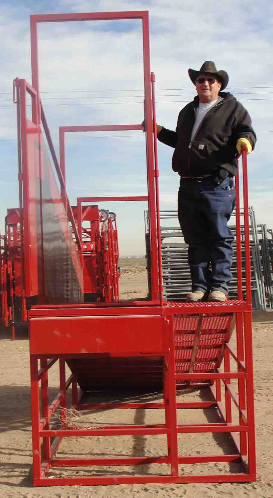 Titan 14' Stationary Loading Chute For Cattle With Catwalk