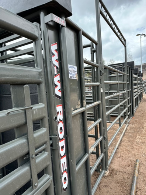 WW Bucking Chute and Entry Gate