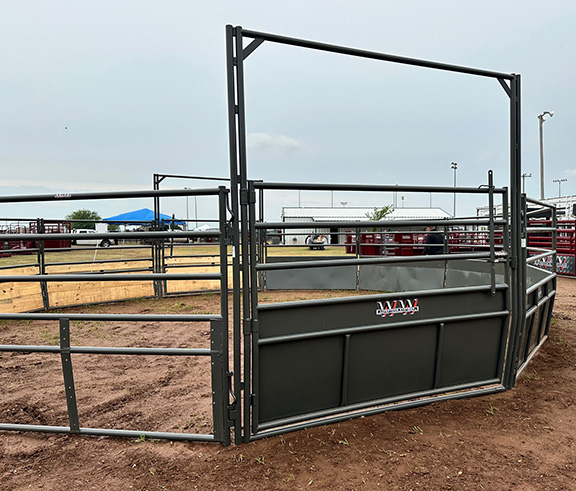 WW Chaparal Tapered Horse Round Pens with Sheet Metal